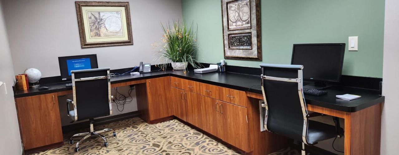 Wingate By Wyndham / Willowbrook Houston